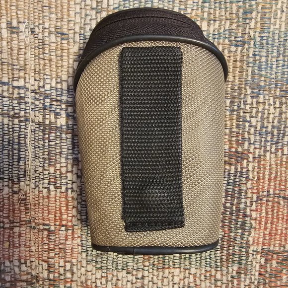 Genuine Icon Camera Case - Picture 2 of 7